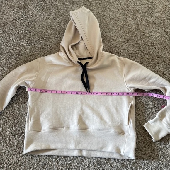 Public Rec Luxe Fleece Cropped Hoodie in Ivory 
size Small - Picture 10 of 12